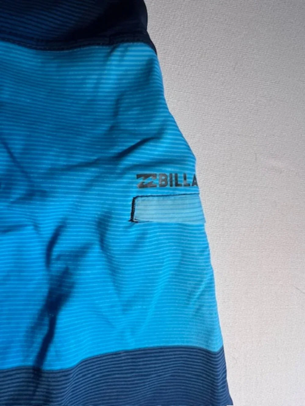 Billabong Platinum X board shorts vibrant blue‎ geometric pattern beach 28waist